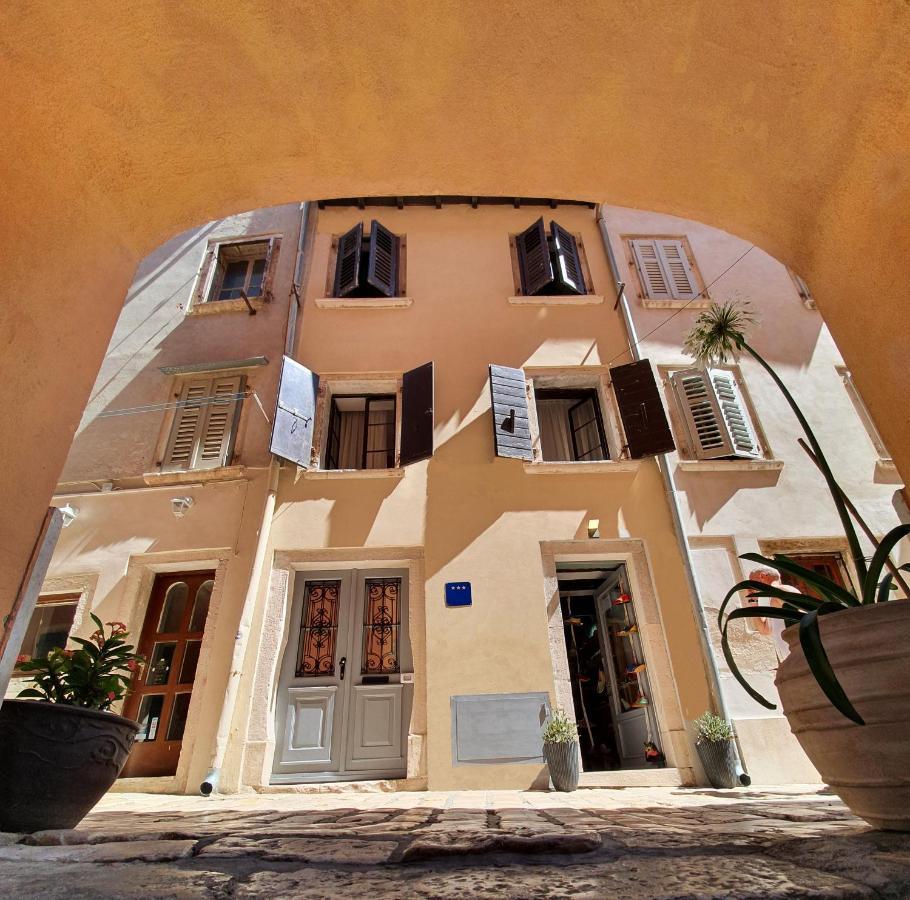 Antiche Mura Rovinj Exterior photo